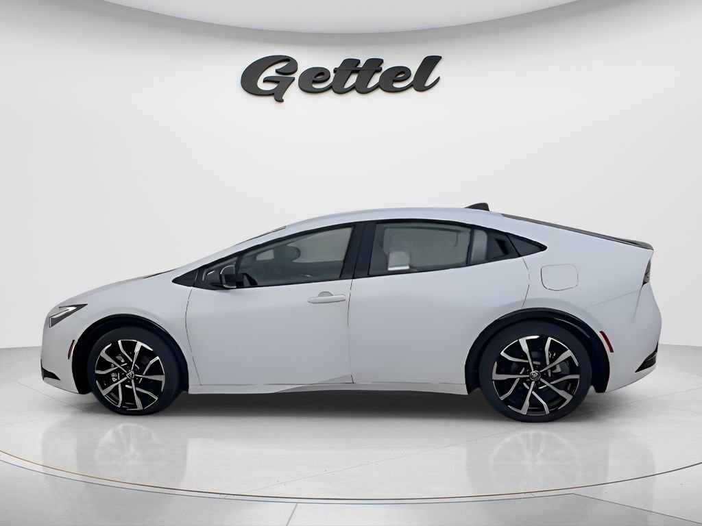 2026 Toyota Prius Plug-in Hybrid XSE - Photo 9