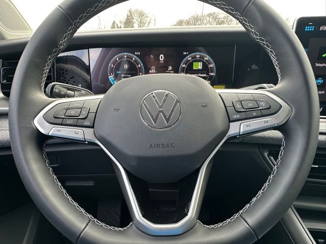 New 2026 Deep Black Pearl Volkswagen 2.0T S image 41