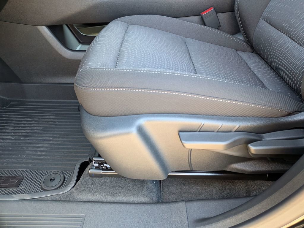 2026 Chevrolet Equinox LT - Photo 14