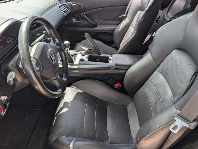 Used 2005 Sebring Silver Metallic Honda Base image 9