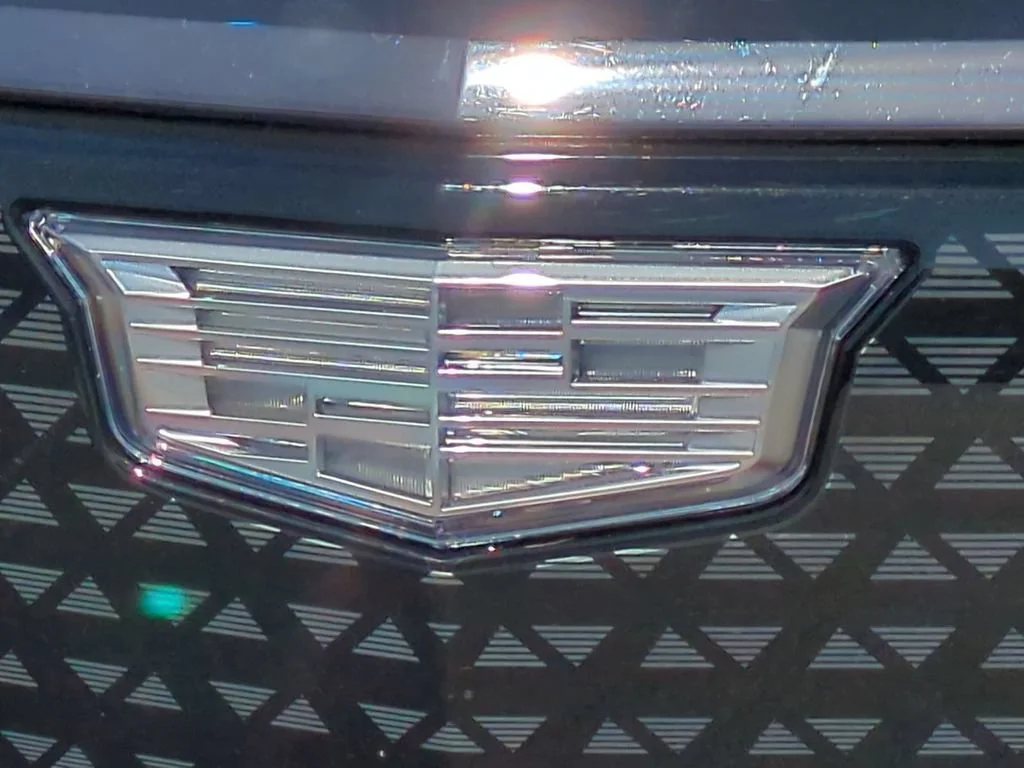 Certified Used 2026 Vibrant White Tricoat Cadillac Sport image 34