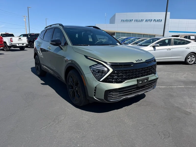 Used 2025 Jungle Green Kia X-Line image 1