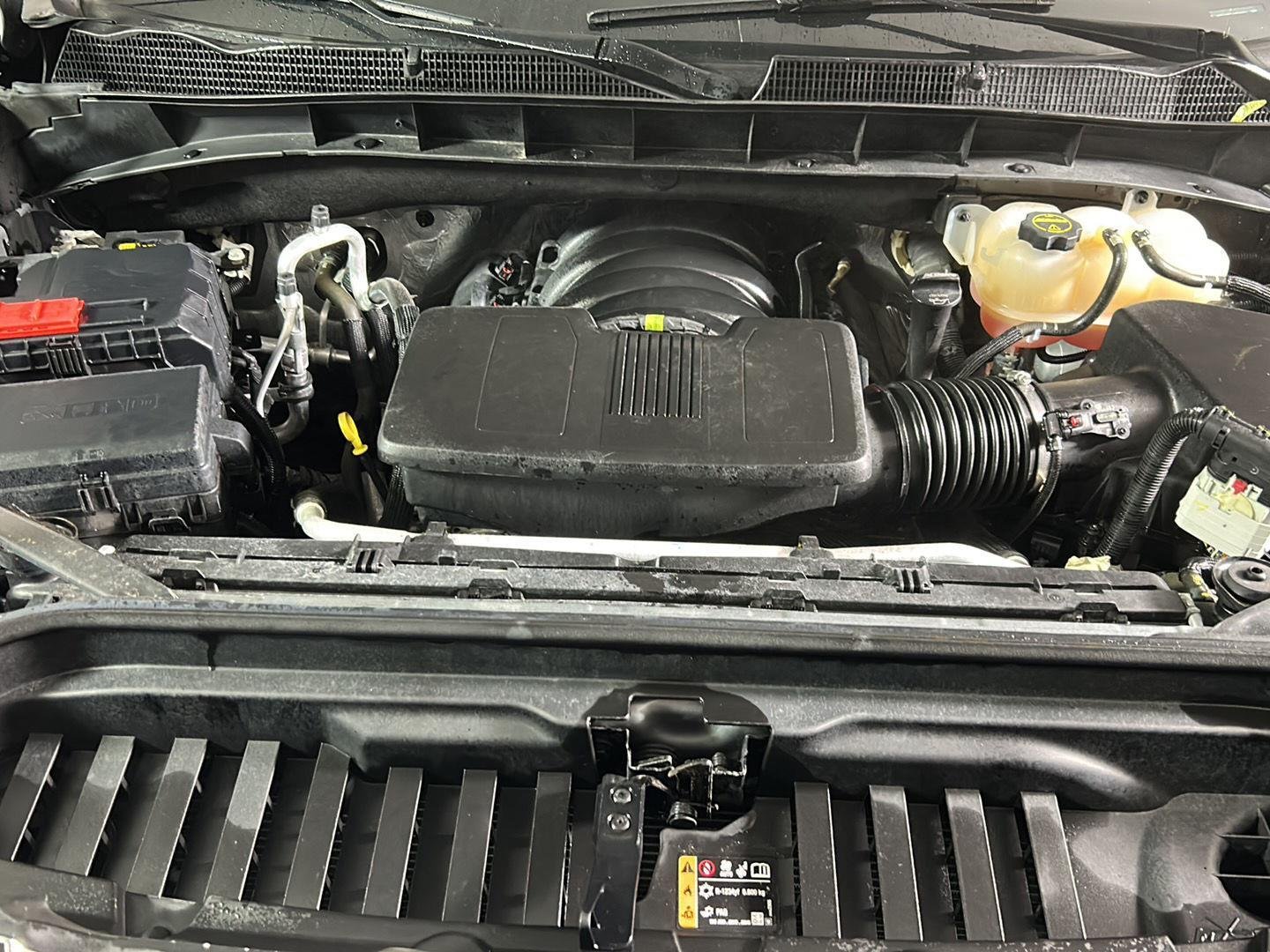Used 2024 Sterling Metallic GMC Denali image 14