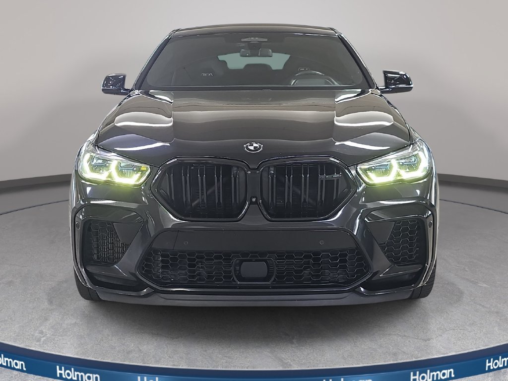 Used 2021 Black Sapphire Metallic BMW  image 2