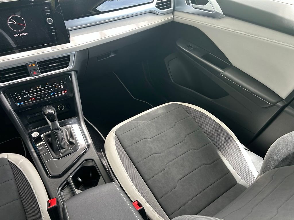 New 2026 Gray Volkswagen 1.5T SE image 10