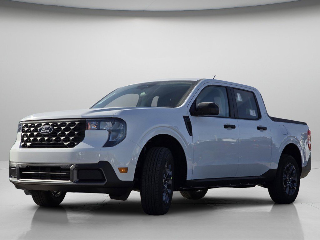 New 2026 Oxford White Ford XLT image 18