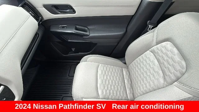 2024 Nissan Pathfinder SV - Photo 12