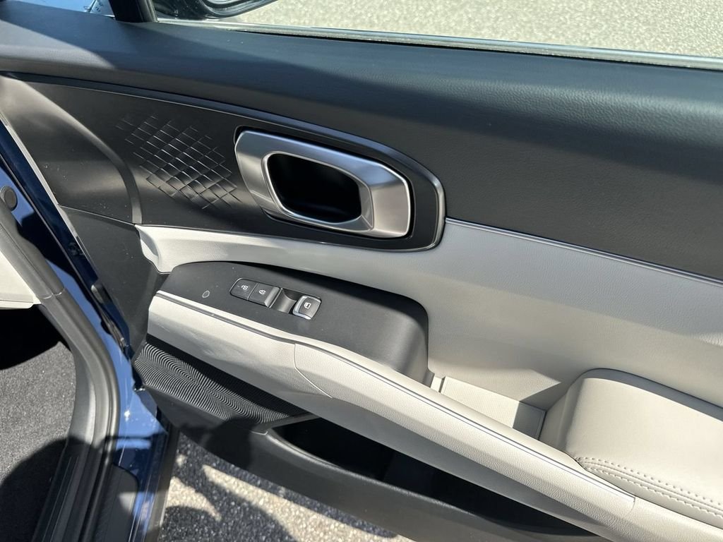 2026 Kia Sorento S - Photo 16