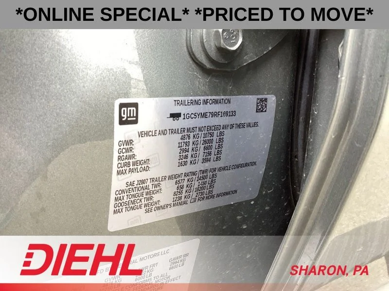 Used 2024 Gray Chevrolet Custom image 25
