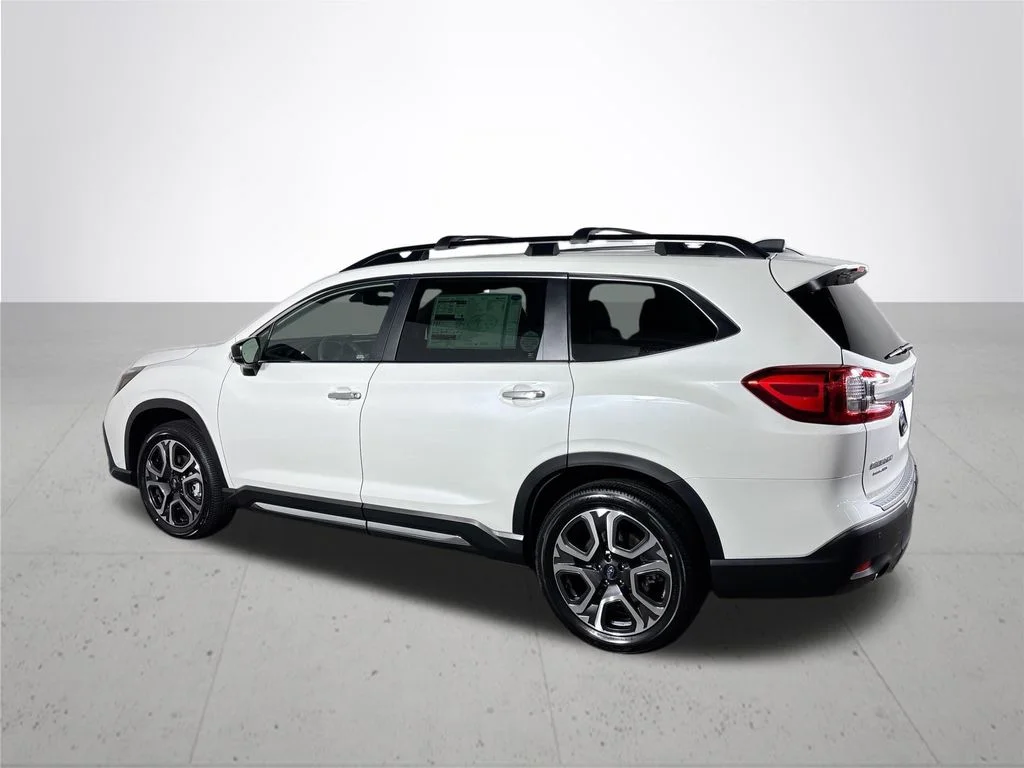 New 2026 CRYSTAL WHITE PEARL Subaru Touring 7-Passenger image 8