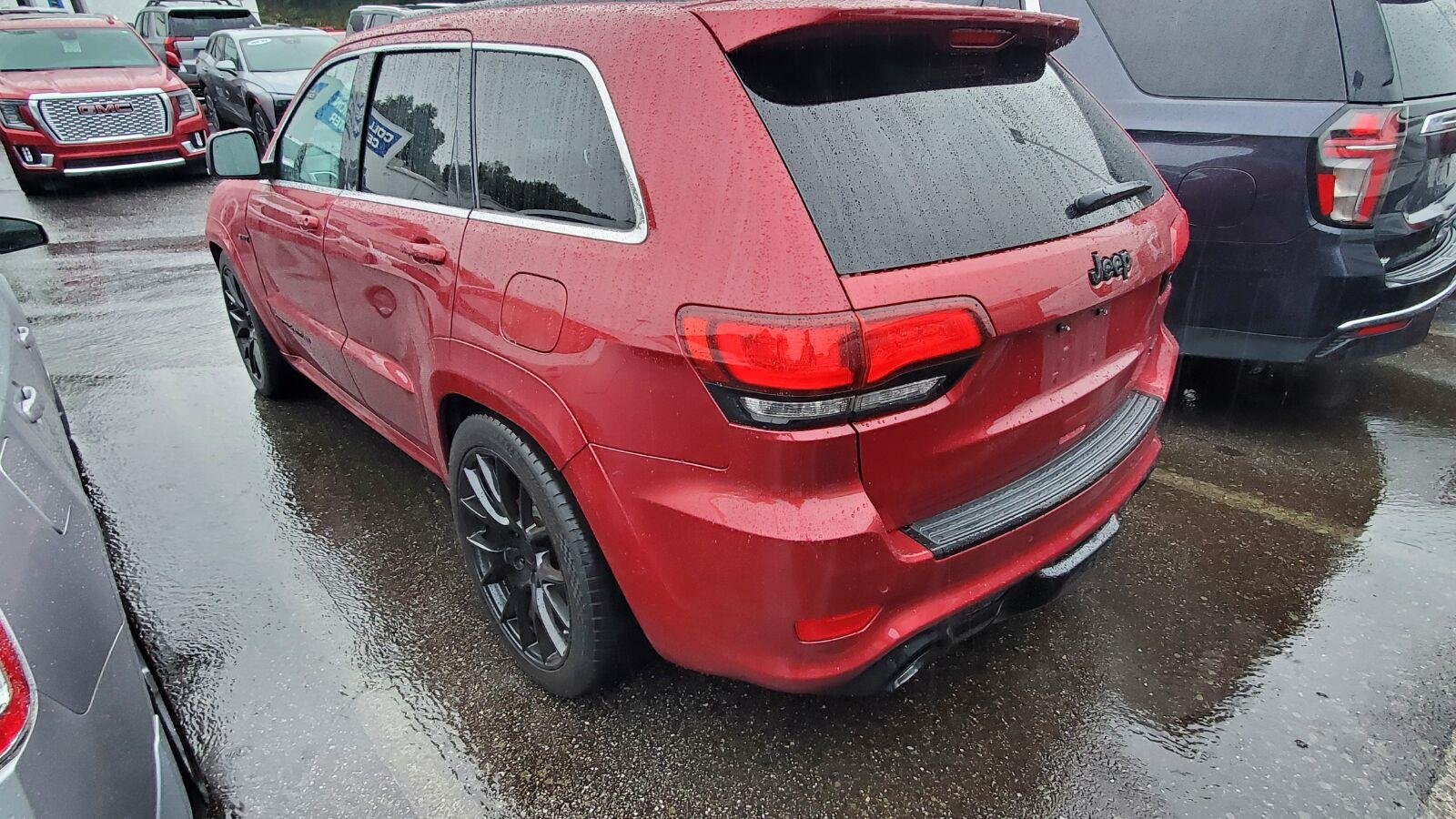 Used 2015 Deep Cherry Red Crystal Pearlcoat Jeep SRT image 8