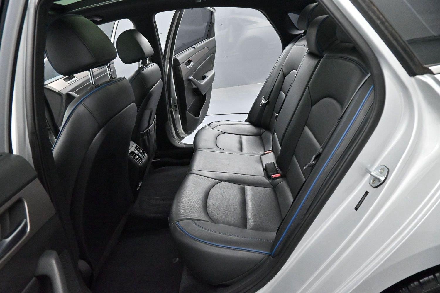 Used 2019 Symphony Silver Hyundai Limited image 30