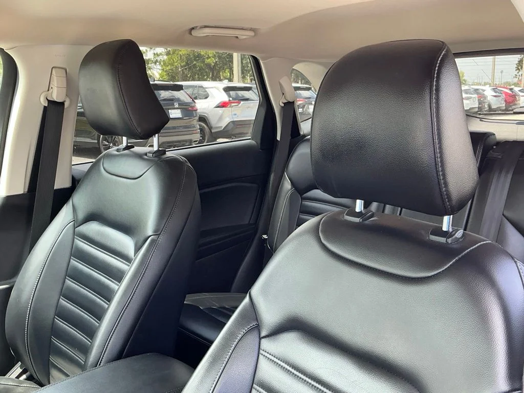 Used 2023 Black Ford SEL image 26