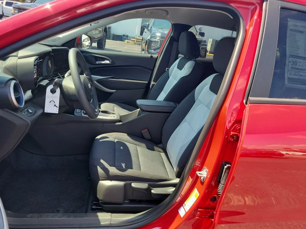 2026 Chevrolet Trax LS - Photo 18