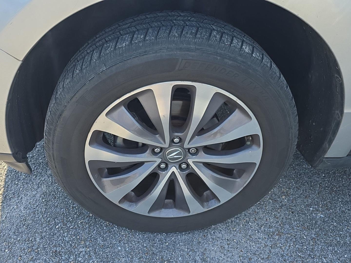 Used 2014  Acura Tech Pkg image 25