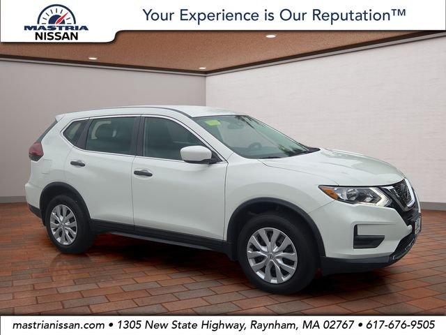 Used 2019 White Nissan S image 1
