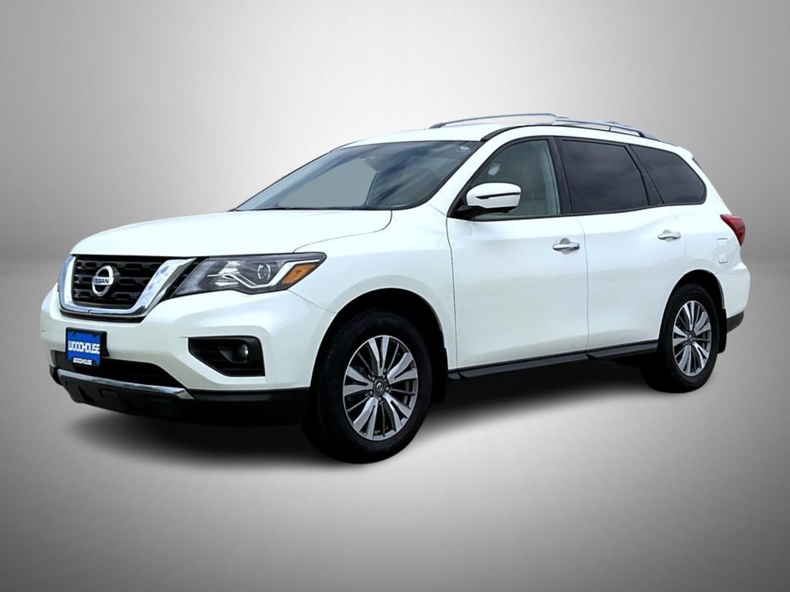2018 Nissan Pathfinder SL 4WD's photo