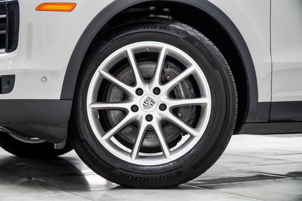 Used 2024 Gray Porsche Base image 8