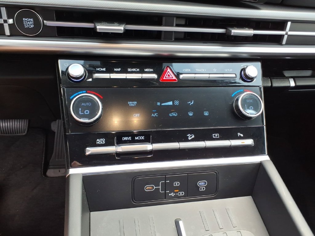 2026 Hyundai Santa Fe SE - Photo 23