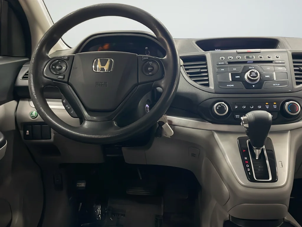 Used 2013 Gray Honda LX image 13