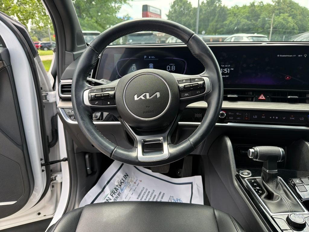 Used 2024 White Kia X-Line image 16