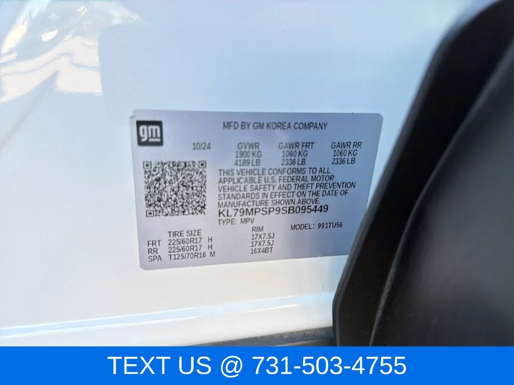 Used 2025 White Chevrolet LT image 31