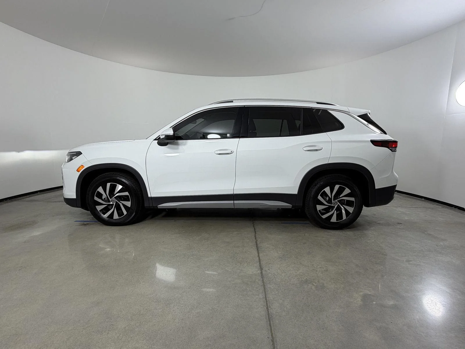 New 2026 Pure White Volkswagen S image 8