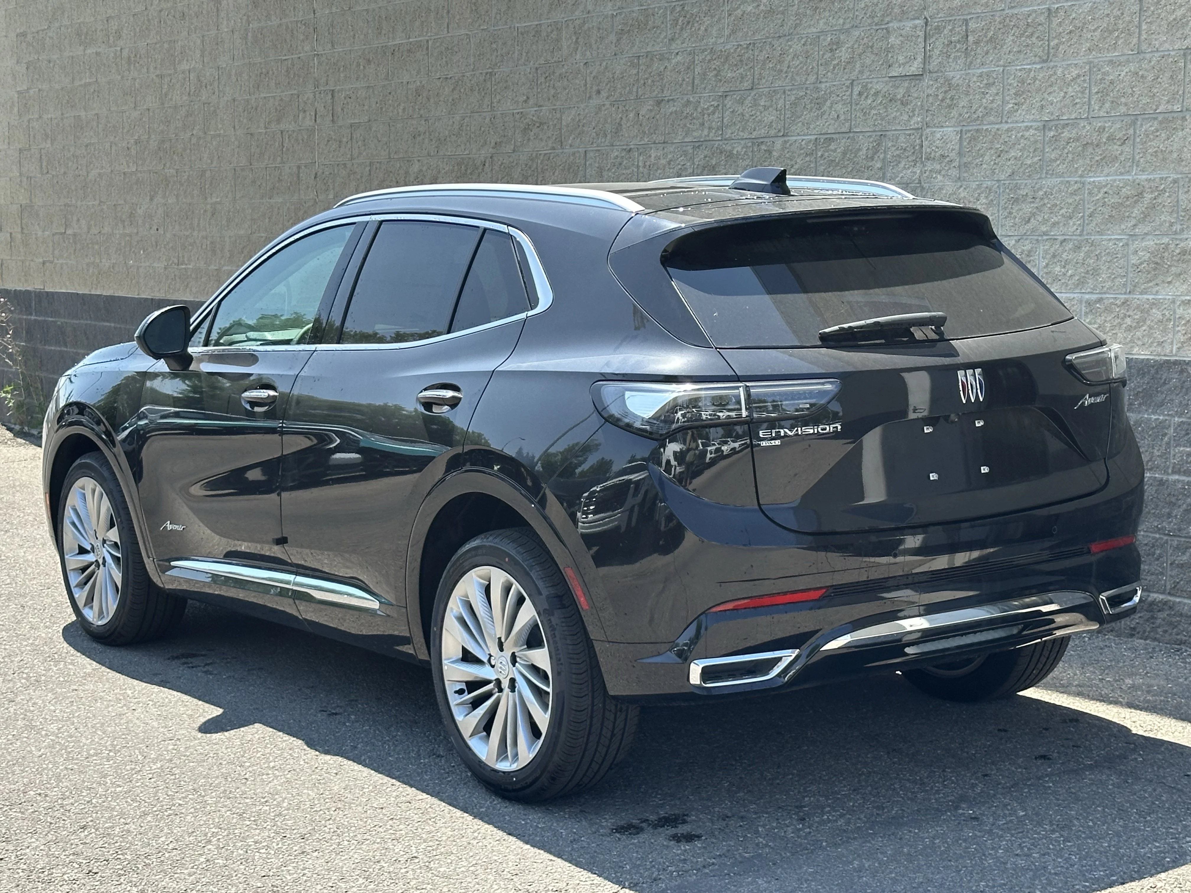 New 2026 Ebony Twilight Metallic Buick Avenir image 4