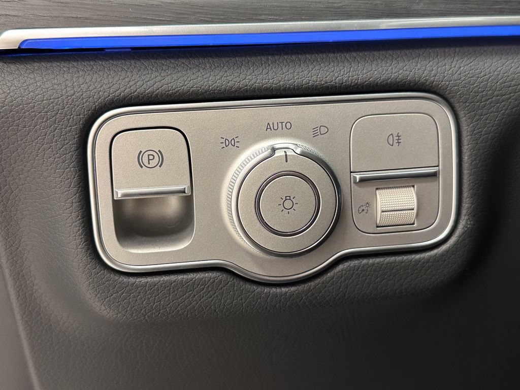 New 2026 MANUFAKTUR Silicon Grey Mercedes-Benz GLE 350 image 75