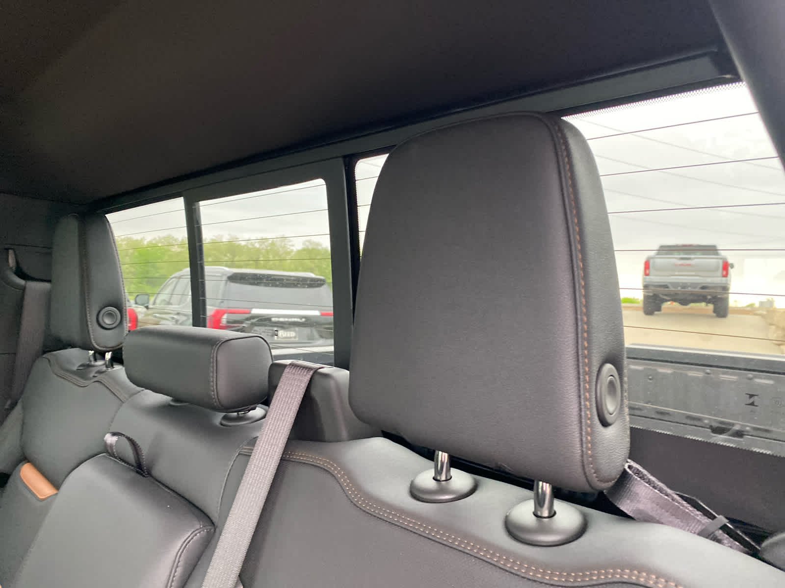 2026 GMC Sierra 1500 AT4 - Photo 27