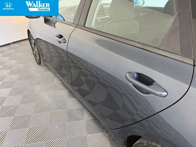 Used 2021 Gray Kia LXS image 12