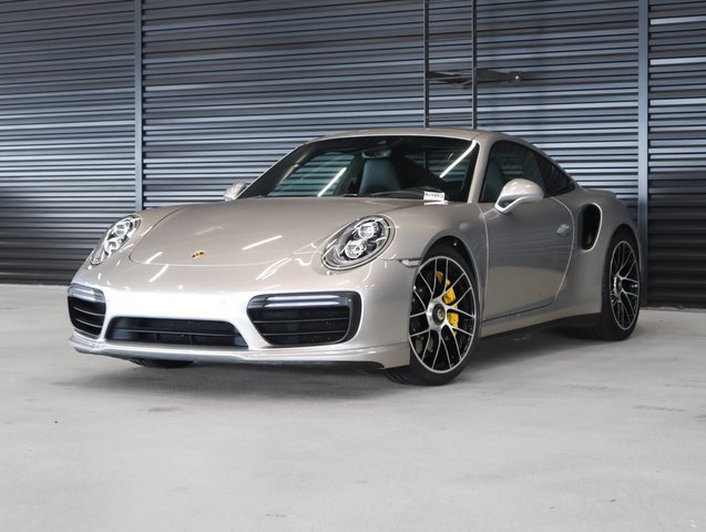 2018 Porsche 911 Turbo S