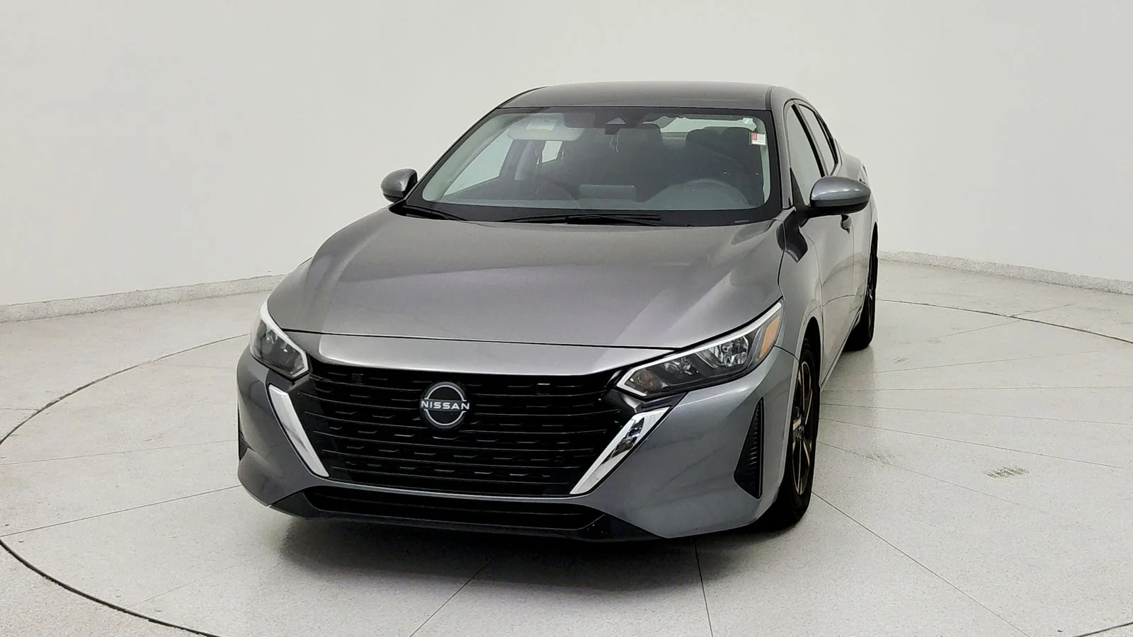 Used 2024 Gray Nissan SV image 2