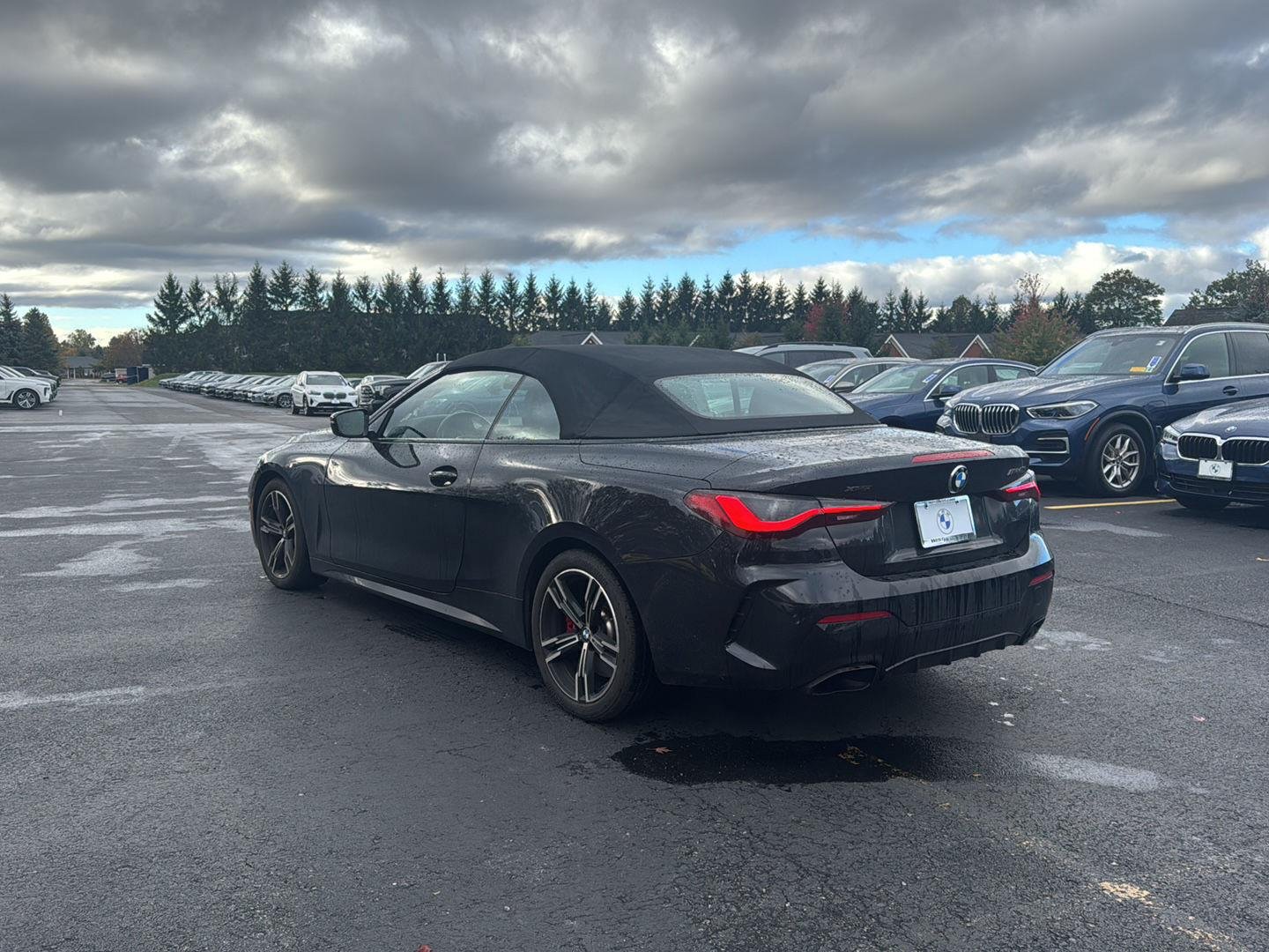 Used 2022 Black Sapphire Metallic BMW M440i xDrive image 12