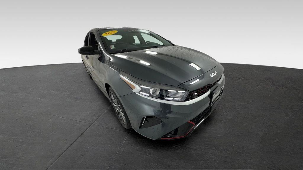 2023 Kia Forte GT-Line AT's photo