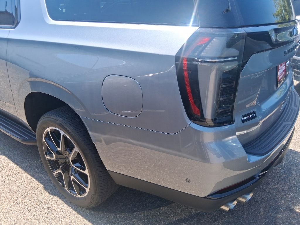 Used 2025 Gray Chevrolet RST image 8