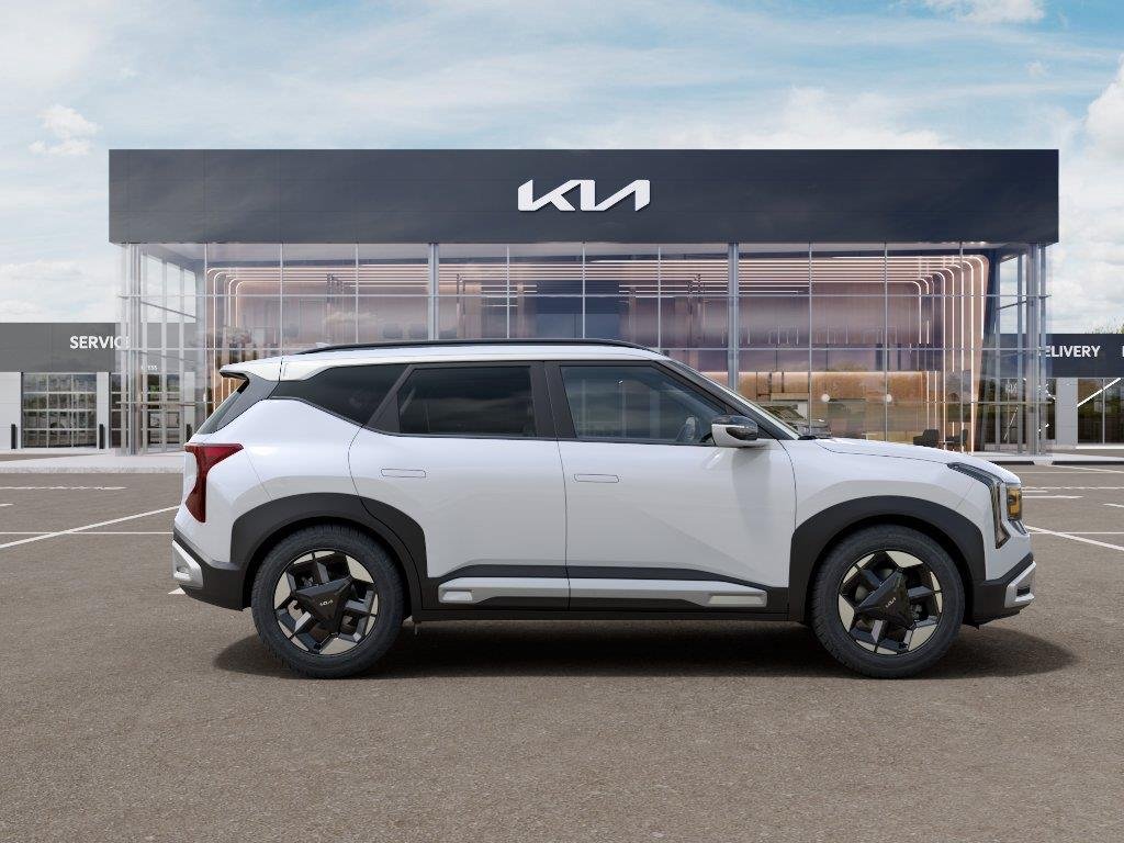 New 2027 Snow White Pearl Kia EX image 7