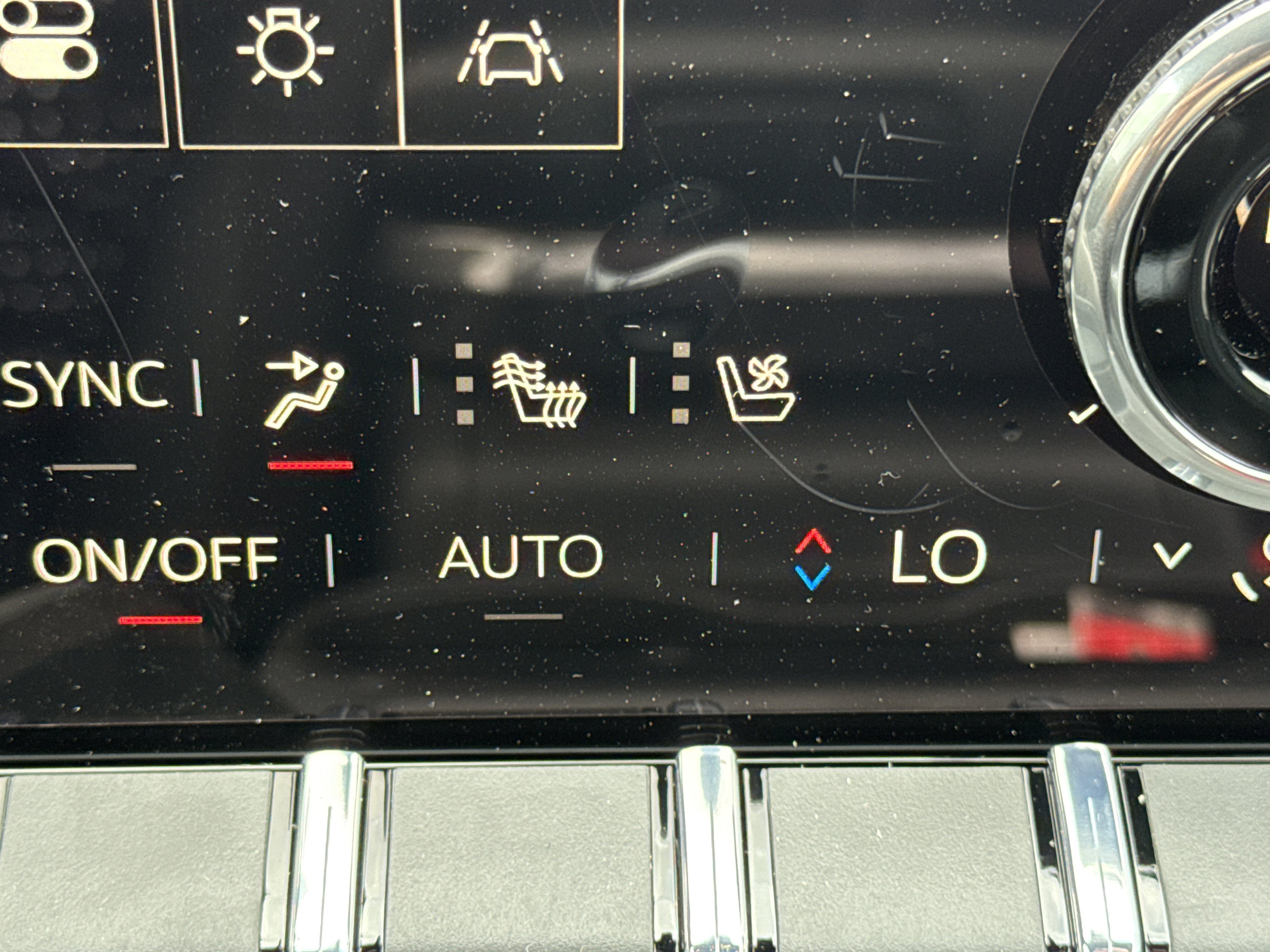 2026 GMC Terrain AT4 - Photo 18