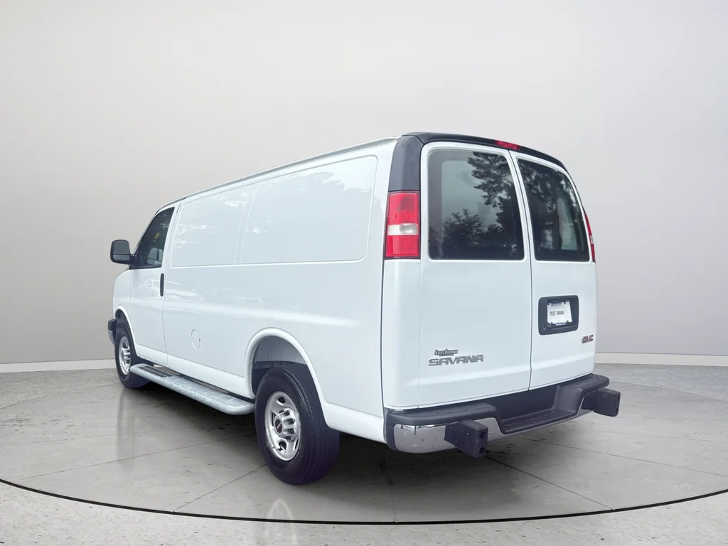 Used 2025 White GMC Work Van image 9
