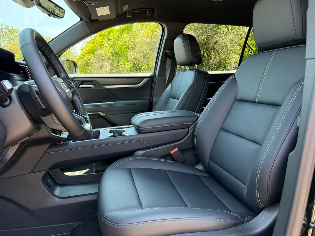 New 2026 Ebony Twilight Metallic GMC Elevation image 19