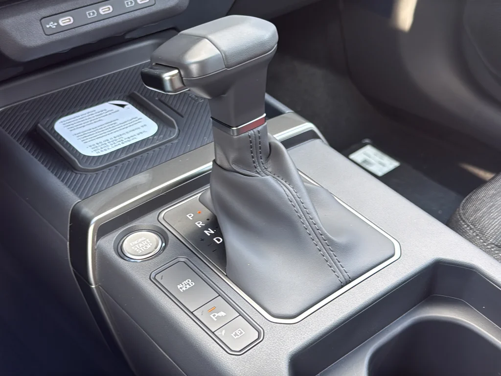 New 2027 Gray Kia S image 44