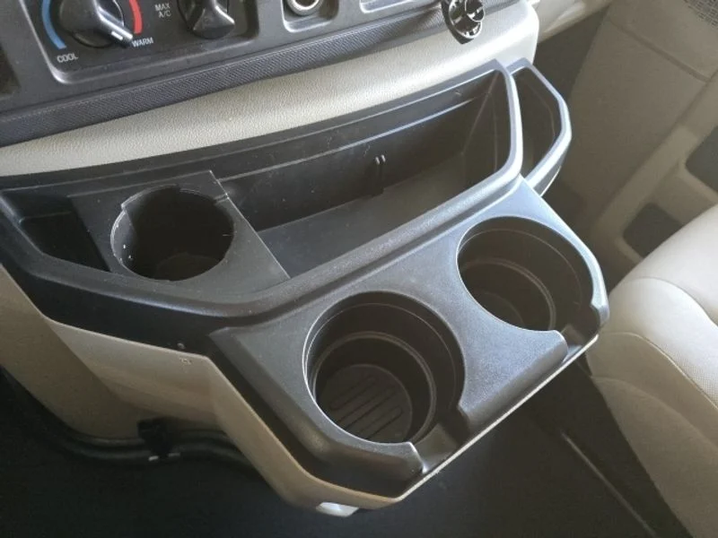 Used 2014 Oxford White Ford Base image 16