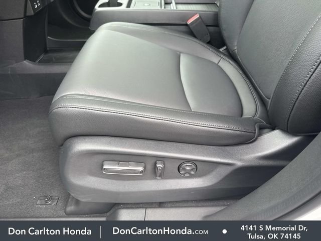 New 2026 Platinum White Pearl Honda EX-L image 13