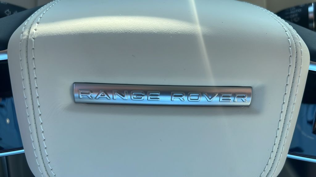 New 2026 Green Land Rover SE 7 Seats image 30