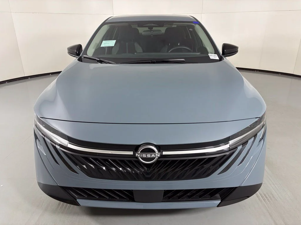 Used 2026 Gray Nissan SV image 3