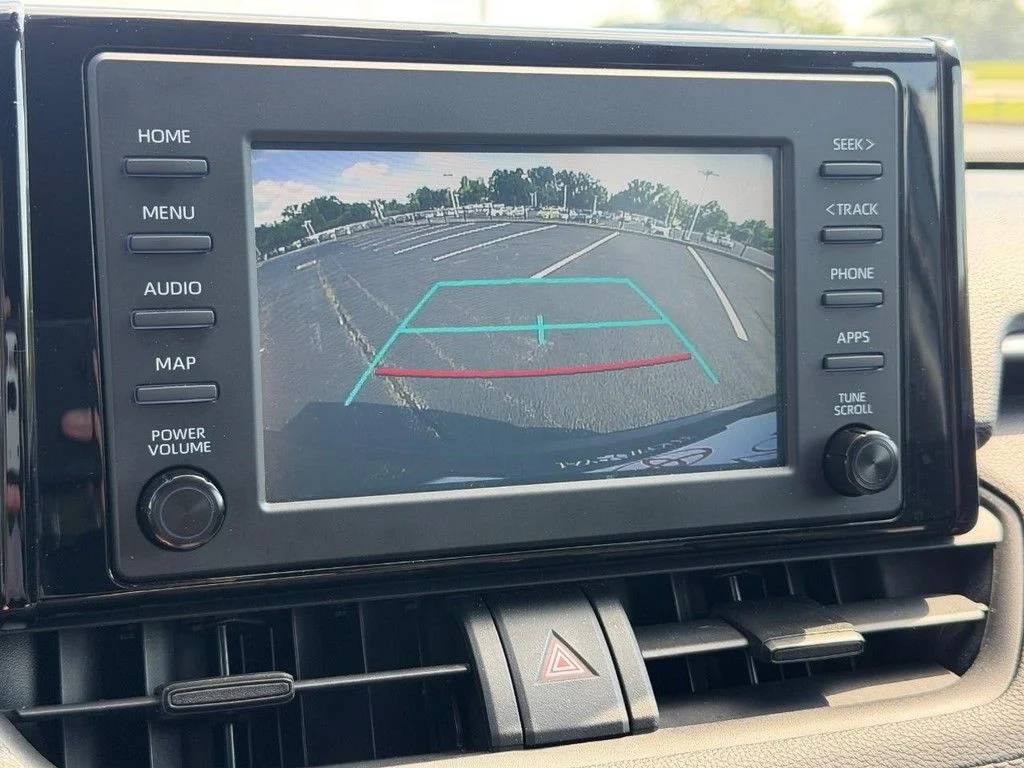 Used 2019 Gray Toyota LE image 22