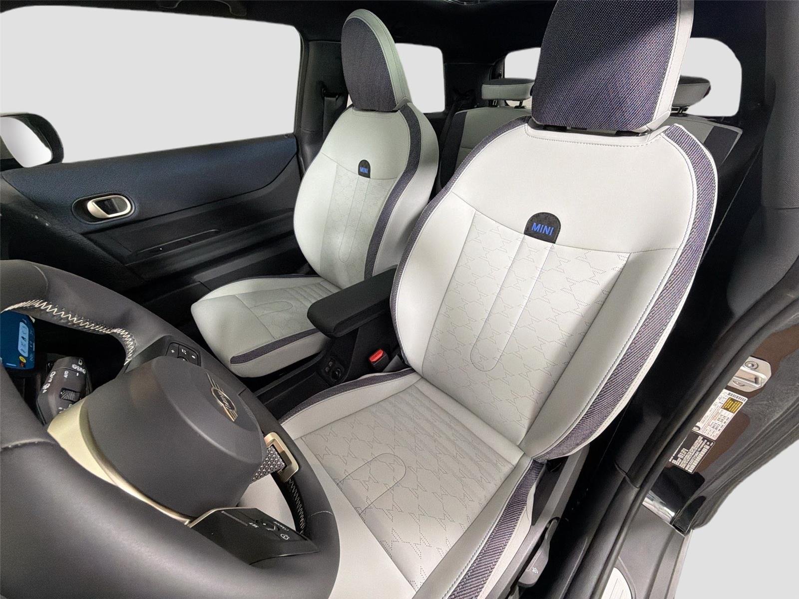 New 2026 Midnight Black II Metallic MINI Cooper S image 20