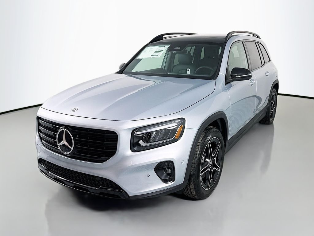 Used 2025 Silver Mercedes-Benz GLB 250 image 1