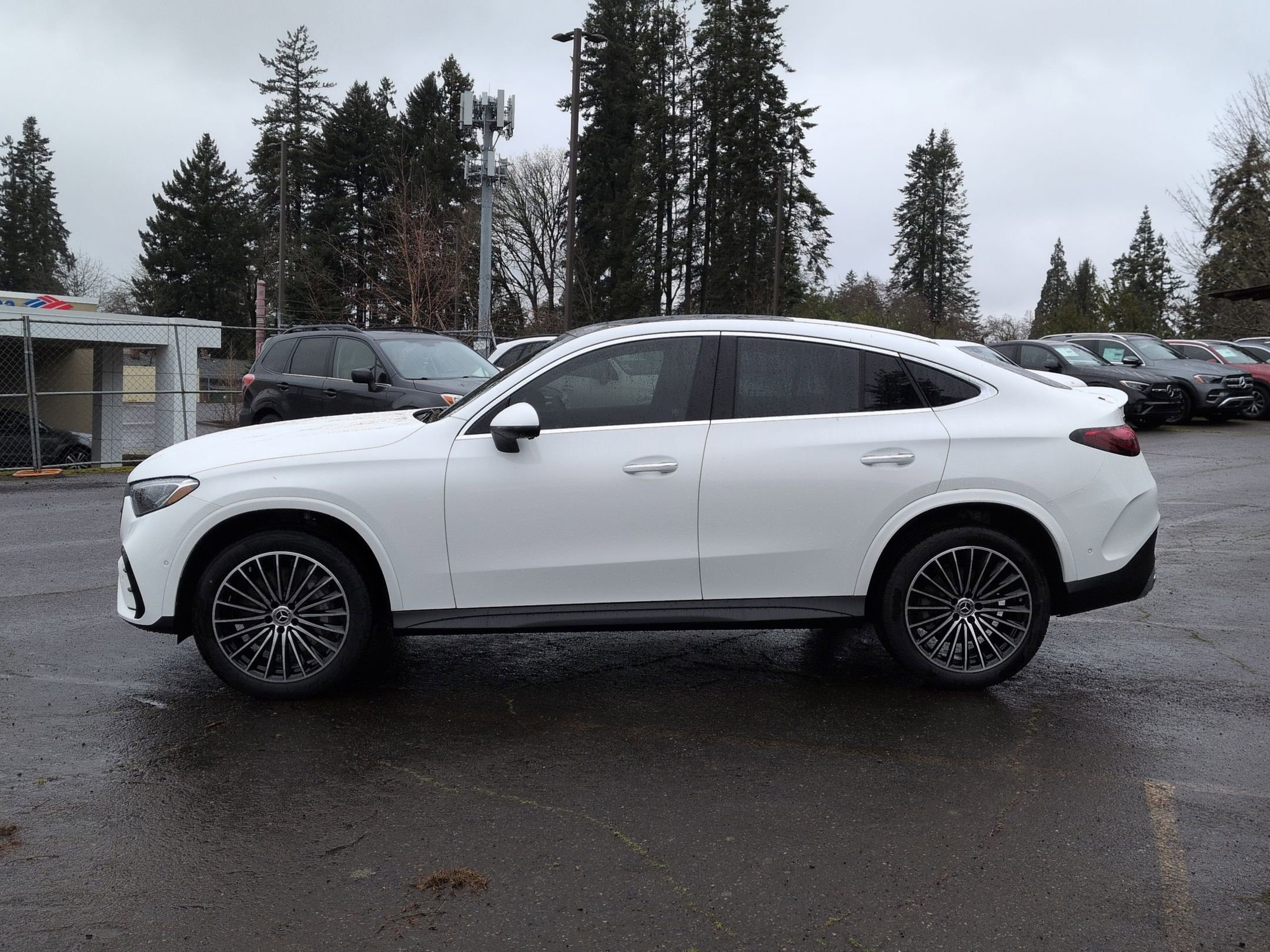 New 2026 Polar White Mercedes-Benz GLC 300 image 41