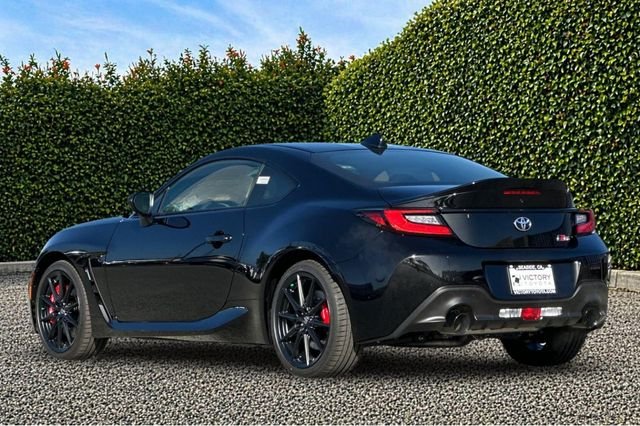 New 2026  Toyota Premium image 6